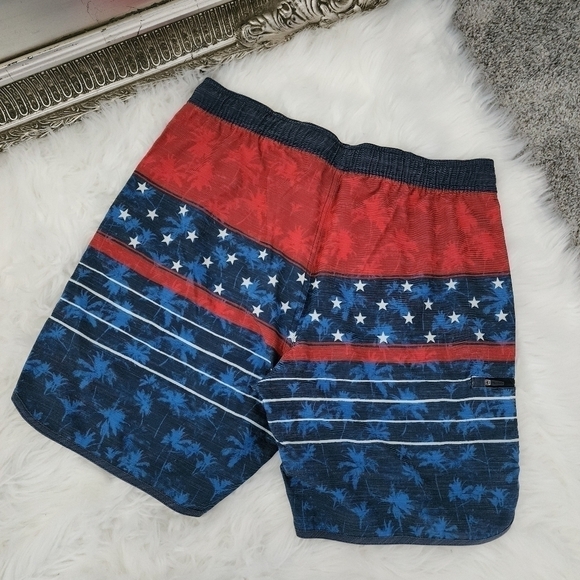 Flag & Anthem Board shorts size Medium. New. - Picture 3 of 8